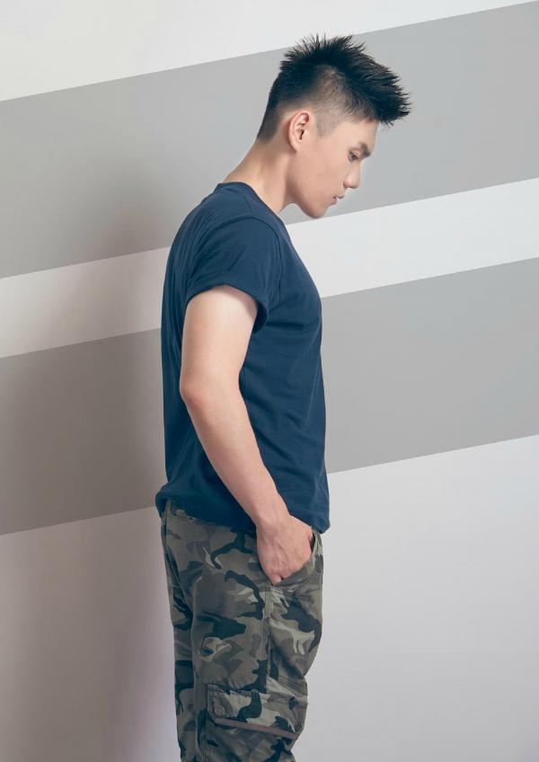 PHOTO-SET-BLUE-MAN-64---A-ZHEN-ONE-YEAR-LATER